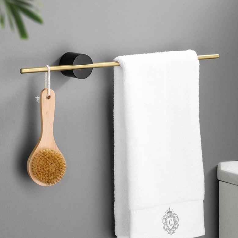 Elegant Portable Metal Towel Rack | Free Standing Bathroom Storage 0